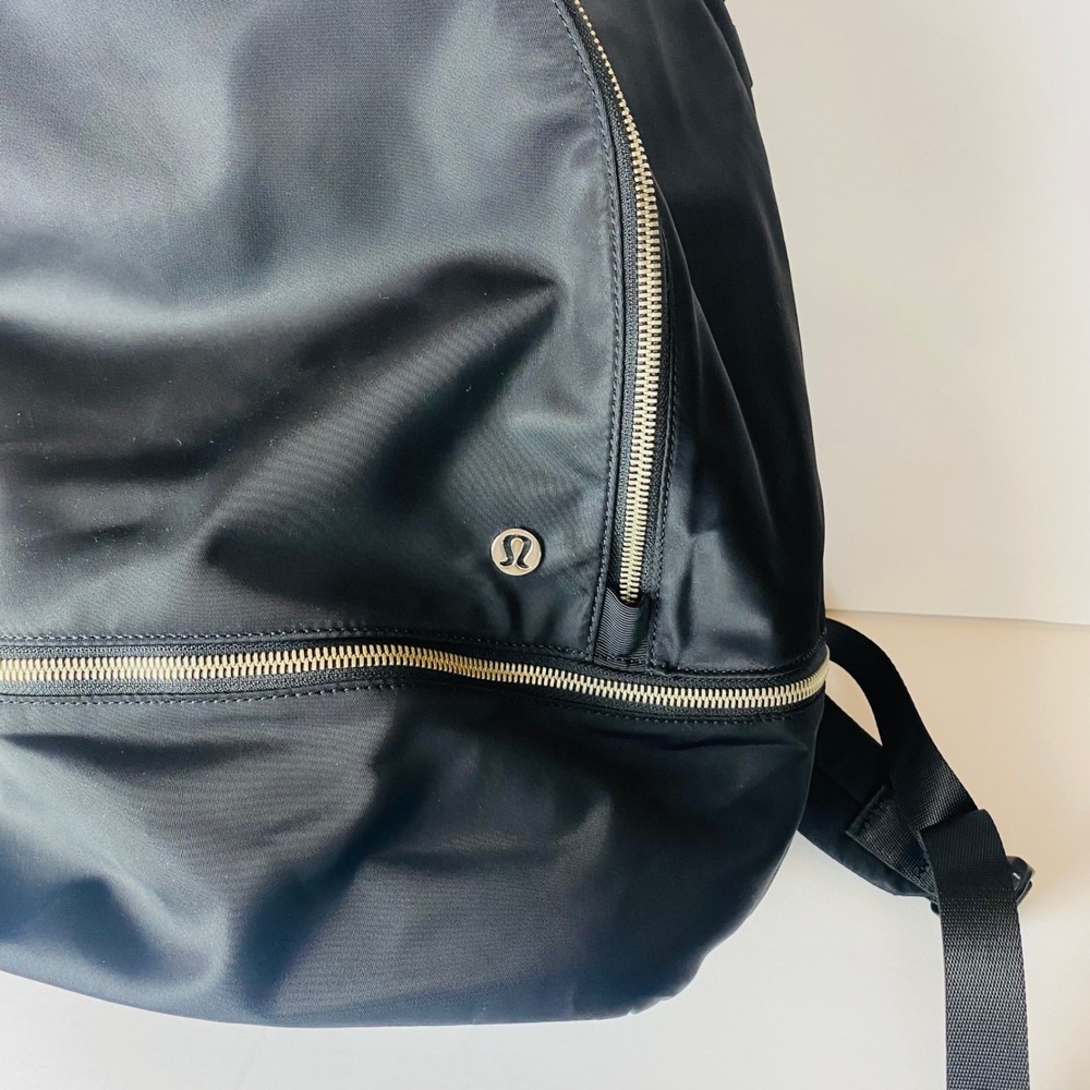 Lululemon City Adventure Backpack Black 20L - Picture 4 of 11